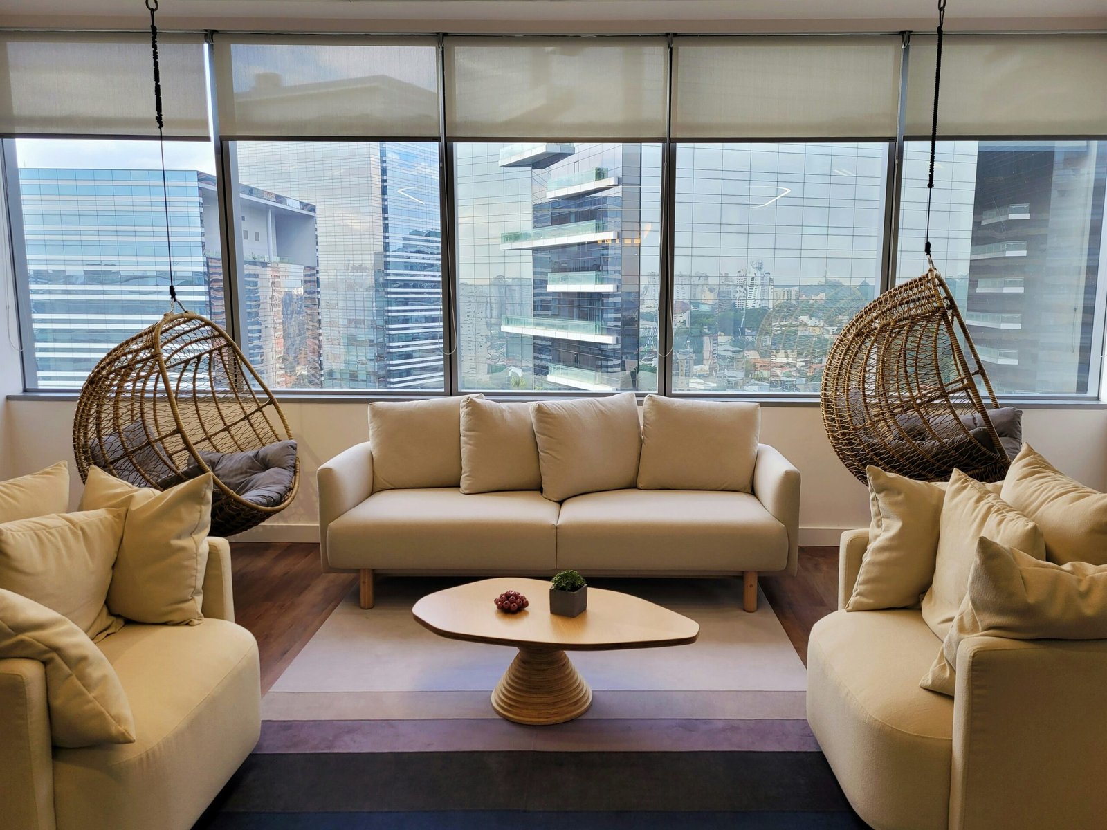 pedro-nogueira-ogLcoE6oRpY-unsplash